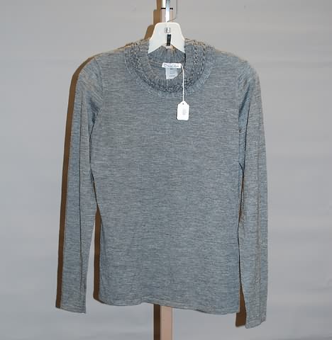 Appraisal: Oscar de la Renta gray cashmere silk long sleeve pullover