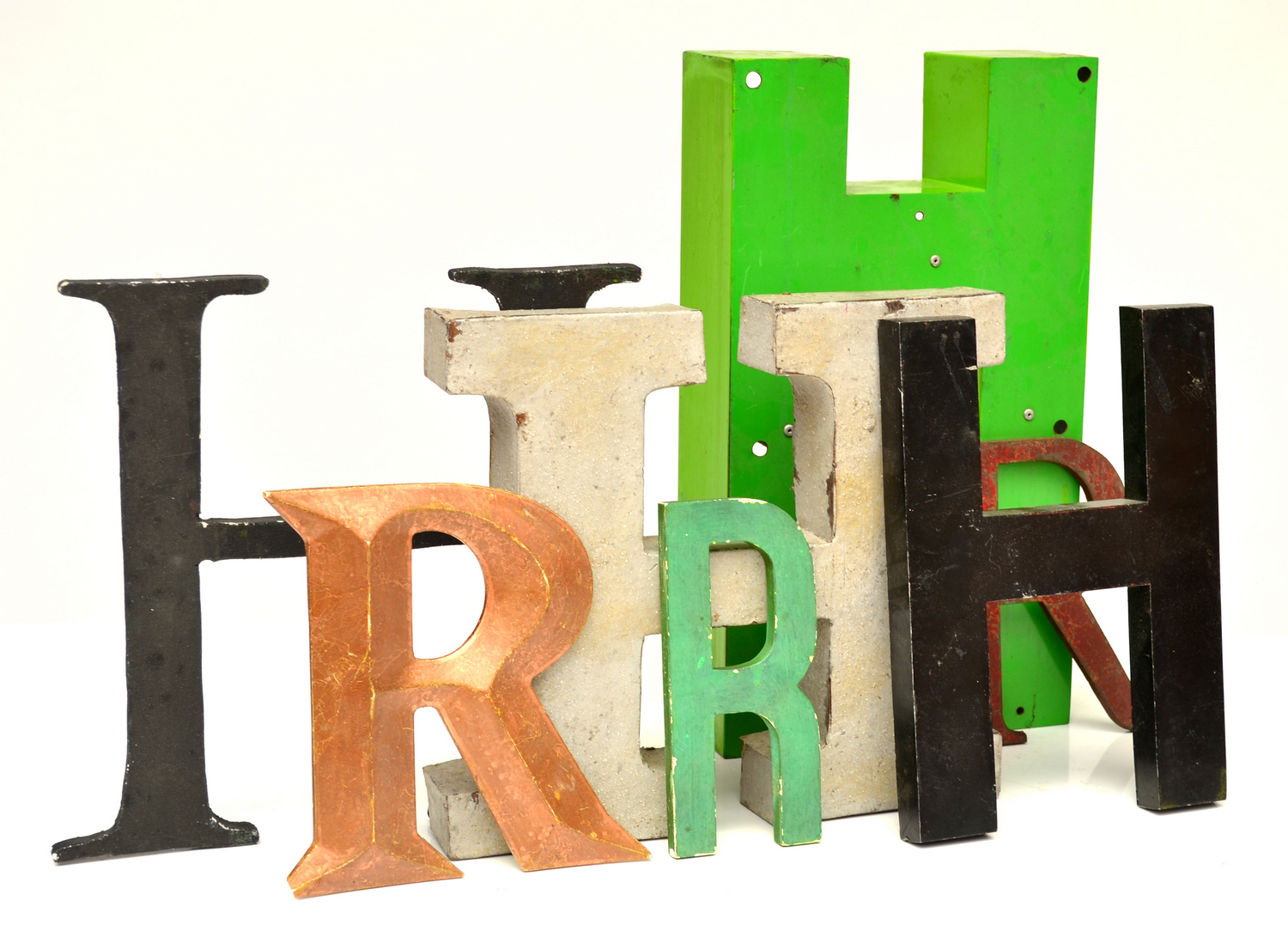 Appraisal: A COLLECTION OF VINTAGE SIGNAGE LETTERS