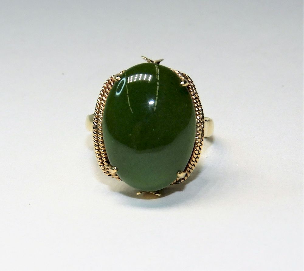 Appraisal: Estate K Gold Lady's Cabochon Green Stone Ring China th