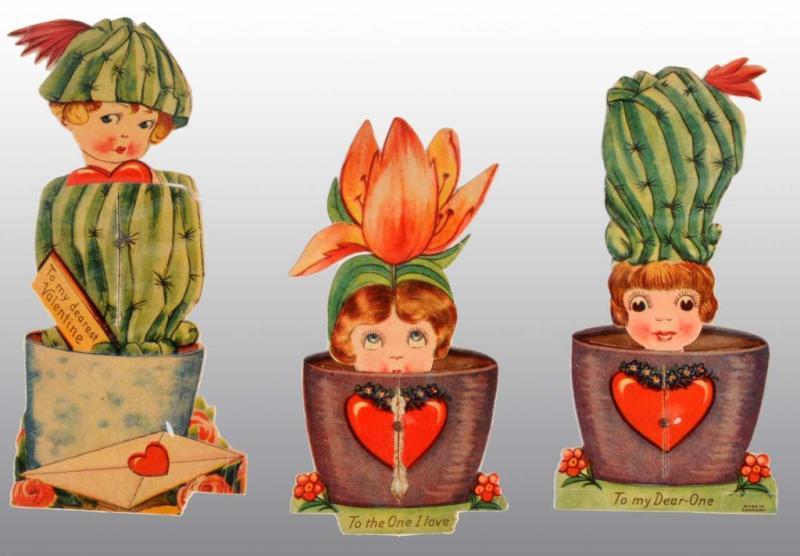 Appraisal: Lot of Mechanical Valentines Description Circa s Feature big-eyed children