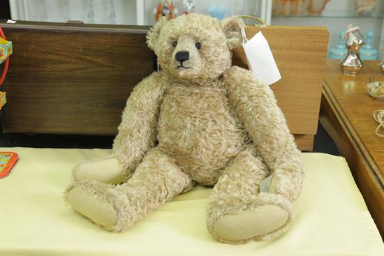 Appraisal: PARKER STUFFED BEAR By Parker People Original Designs '' taupe