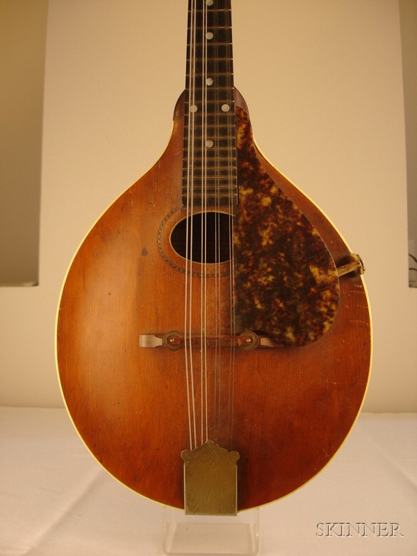 Appraisal: American Mandolin Gibson Mandolin-Guitar Company Kalamazoo c labeled GIBSON MANDOLIN