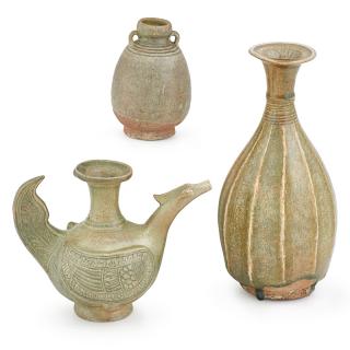 Appraisal: GROUP OF SAWANKHALOK THAILAND POTTERY Three One bottle-form vase with