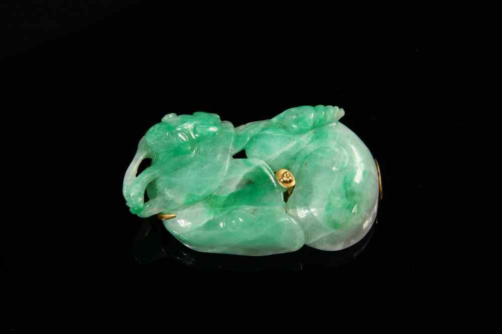 Appraisal: CHINESE JADEITE BROOCH - Chinese Brooch in Apple Green Jadeite