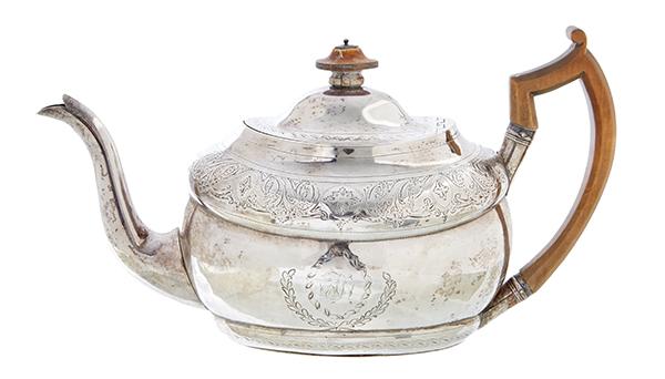 Appraisal: A GEORGE III IRISH SILVER TEAPOT BY ROBERT BREADING CLARKE