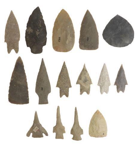 Appraisal: lot of Central Texas archaic points dating from B C-