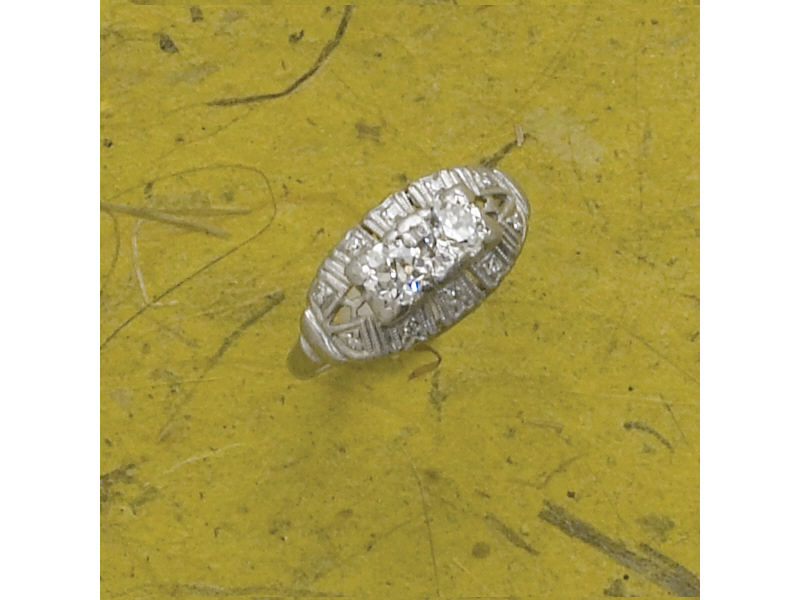 Appraisal: ART DECO DECO DIAMOND RING A platinum Deco ring with