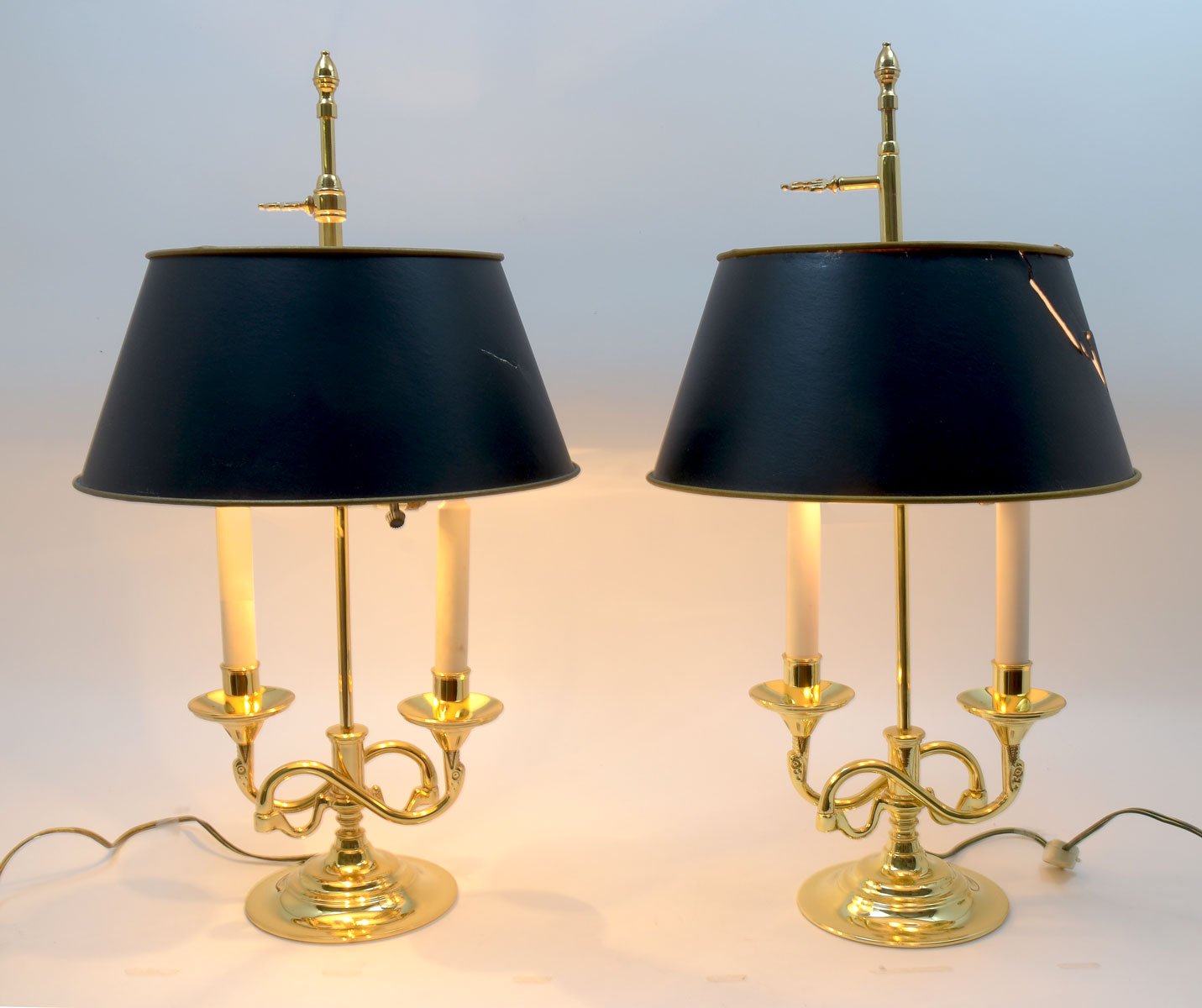 Appraisal: PAIR BALDWIN BRASS SERPENTINE BOUILLOTTE LAMPS Vintage '' table lamp