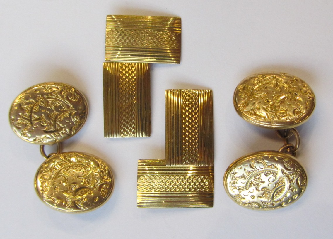 Appraisal: A pair of gold cufflinks the backs and the fronts