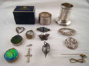 Appraisal: A mixed lot of white metal tests silver and gilt