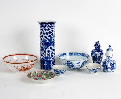 Appraisal: A small group of Chinese blue and white ceramics th