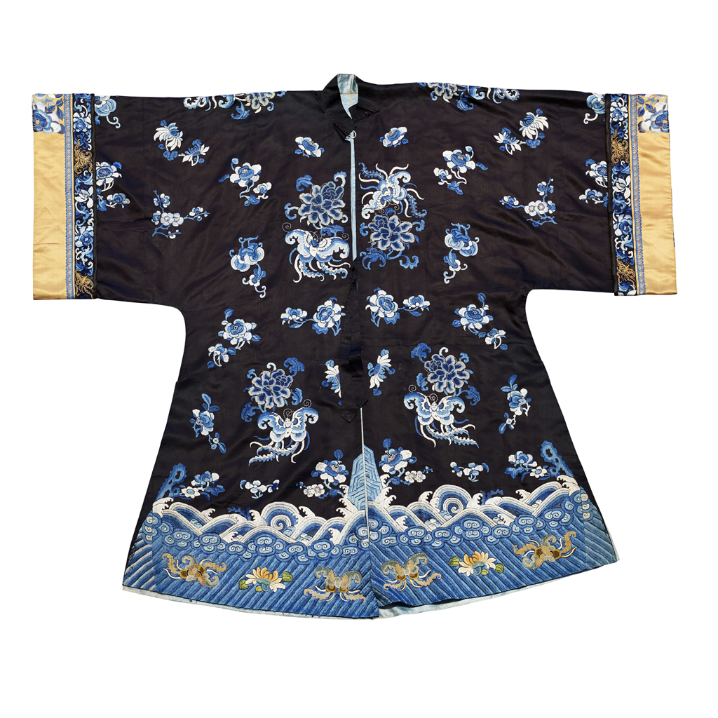 Appraisal: MIDNIGHT-BLUE SILK ROBE JI FU QING DYNASTY LATE TH CENTURY