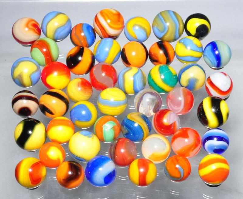 Appraisal: Lot of Akro Agate Corkscrew Marbles Description Nice group of