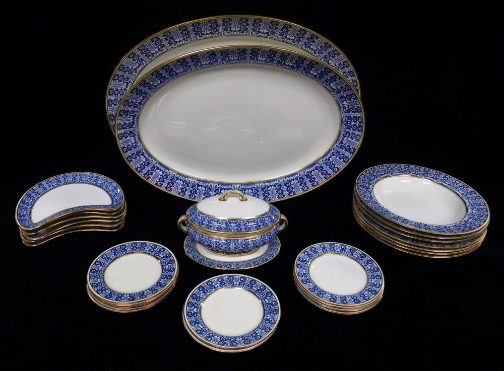 Appraisal: Minton English Kings Lily pattern dinnerware twenty-eight pieces gold edge