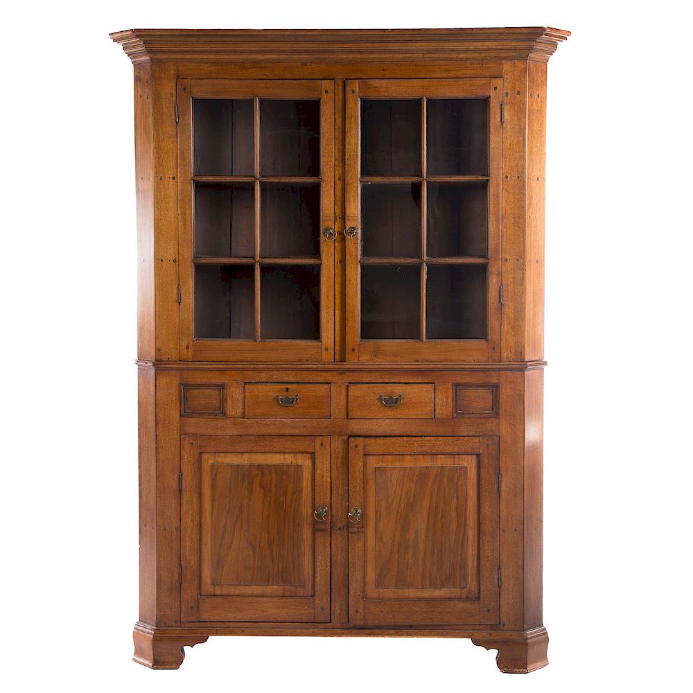 Appraisal: American Chippendale Walnut Corner Cupboard Late th century upper case