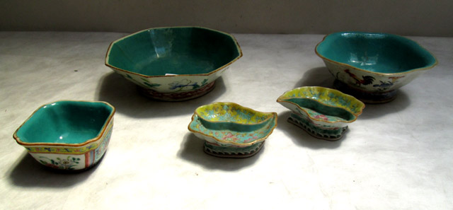 Appraisal: CHINESE FAMILLE VERTE BOWLS AND SAUCE DISHES from the th