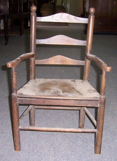 Appraisal: A child's ladder back chair