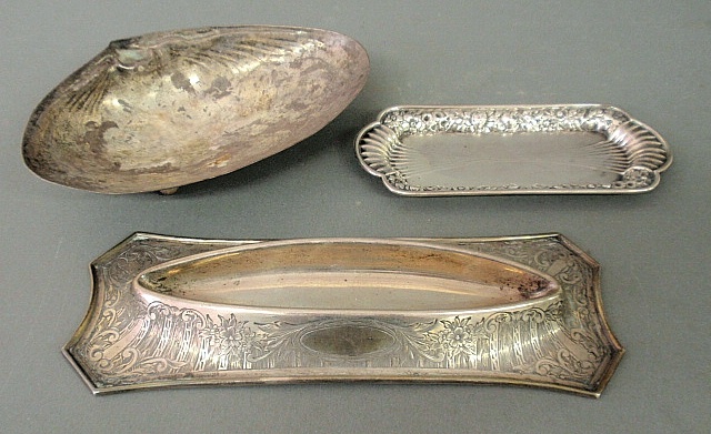 Appraisal: - Sterling silver clamshell by Wallace l Gorham sterling silver