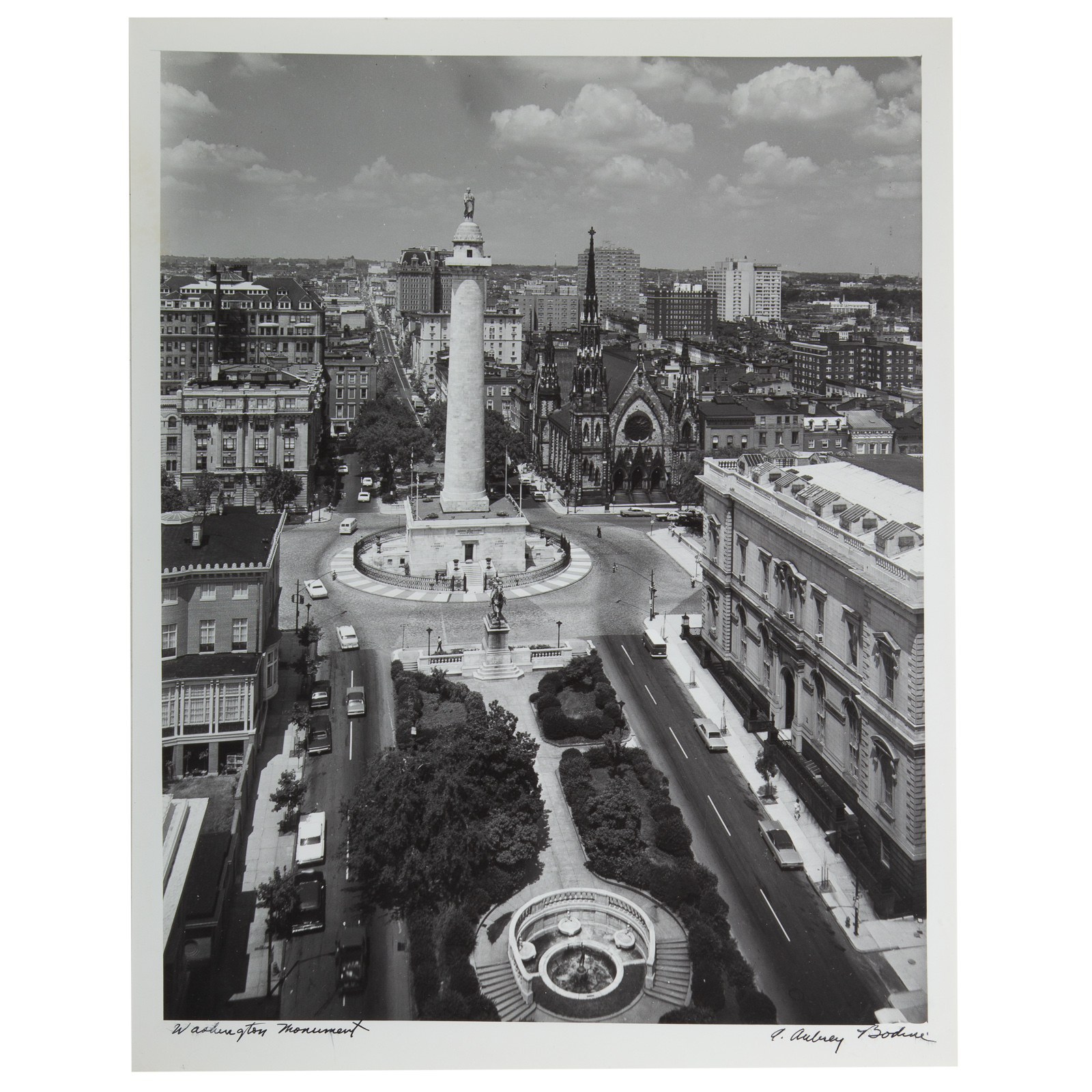 Appraisal: A AUBREY BODINE WASHINGTON MONUMENT American - Gelatin silver print