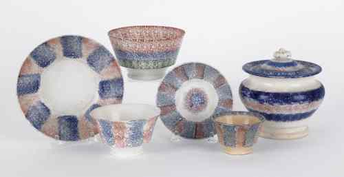 Appraisal: Collection of rainbow spatterware to include blue and red covered