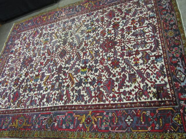 Appraisal: Semi-antique ca 's Persian rug Heriz ' x '