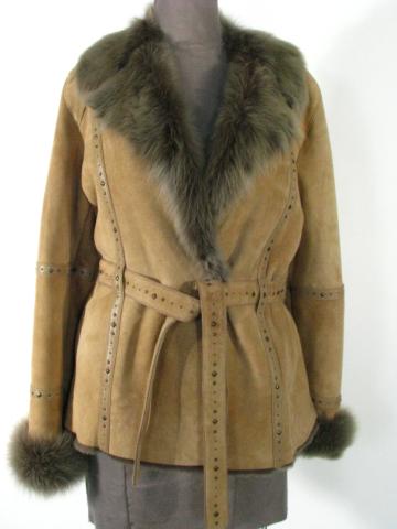 Appraisal: Beige Shearling Jacket w Toscanna Collar-Studs Belt Size Small Length