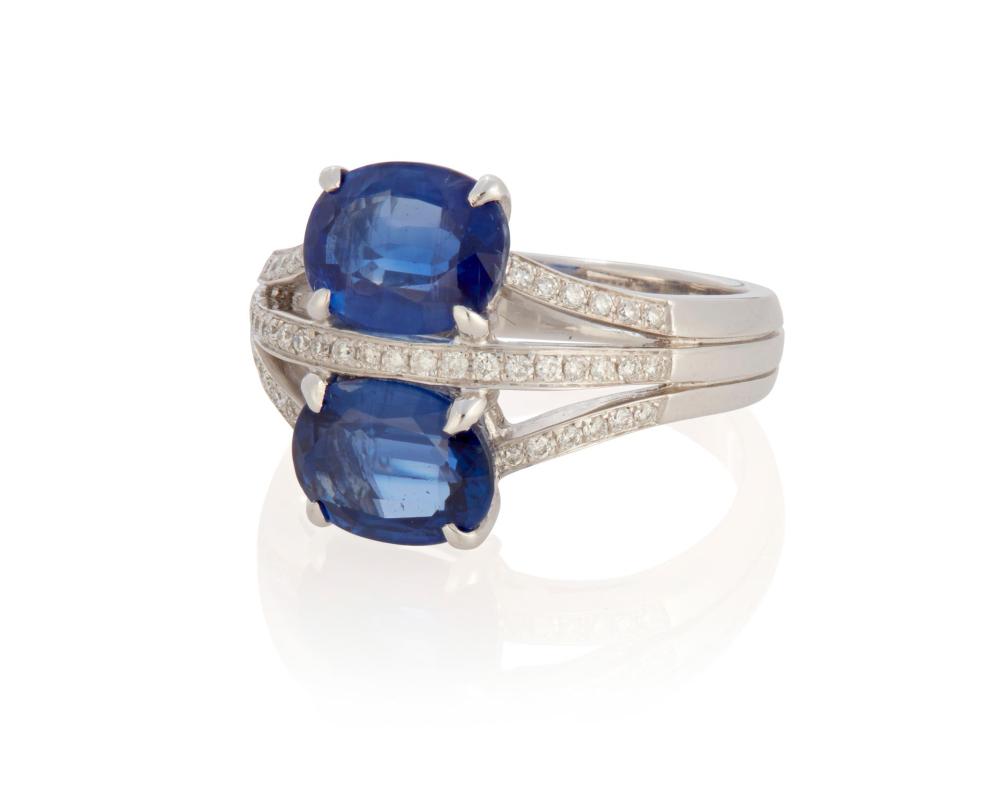 Appraisal: A SAPPHIRE AND DIAMOND RINGA sapphire and diamond ring k