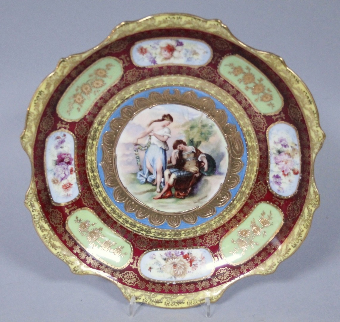 Appraisal: An early thC Vienna porcelain cabinet plate the central section