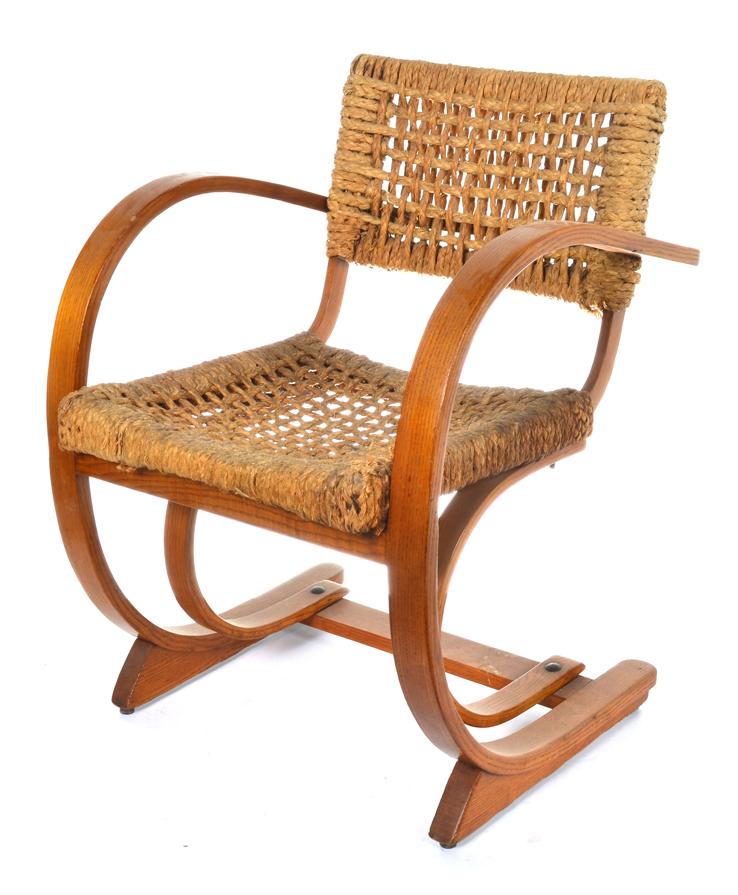 Appraisal: A PAIR OF ELM FRAMED BENTWOOD CHAIRS EACH WITH A