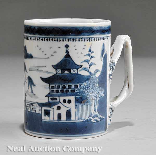 Appraisal: A Chinese Export Blue and White Porcelain Tankard late th