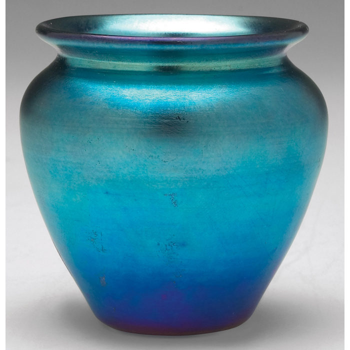 Appraisal: Steuben vase small shape in blue Aurene glass overall iridescence