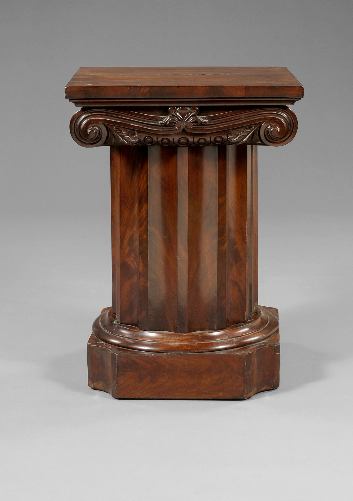 Appraisal: CLASSICAL CARVED MAHOGANY PEDESTAL FORM WASH STAND The rectangular top