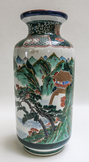 Appraisal: CHINESE JAPANESE EXPORT PORCELAIN XIANGTUIPING SLEEVE VASE a cylindrical-shaped vessel