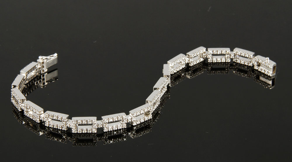 Appraisal: - K White Gold and Diamond Bracelet K white gold