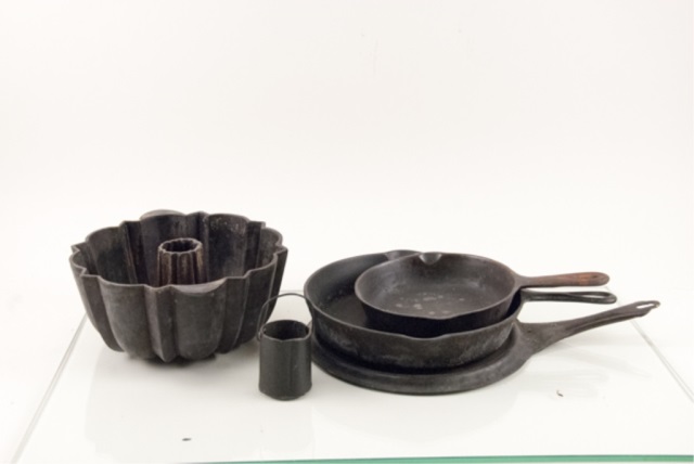 Appraisal: Five Pieces of Cast Iron Cookware Griddle Two Skillets Bunt