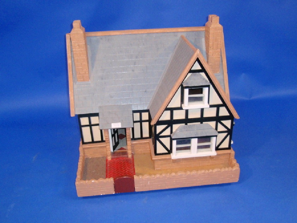 Appraisal: A modern dolls house cm high