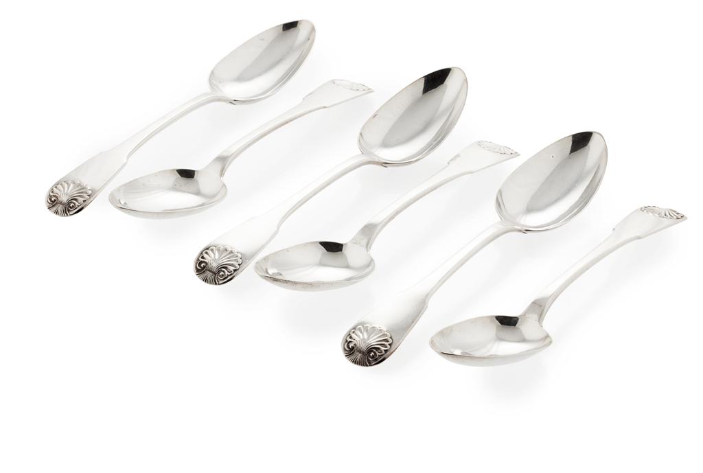 Appraisal: A set of six fiddle and shell pattern table spoons