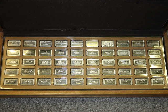 Appraisal: A CASED SET OF SILVER INGOTS commemorating years of the