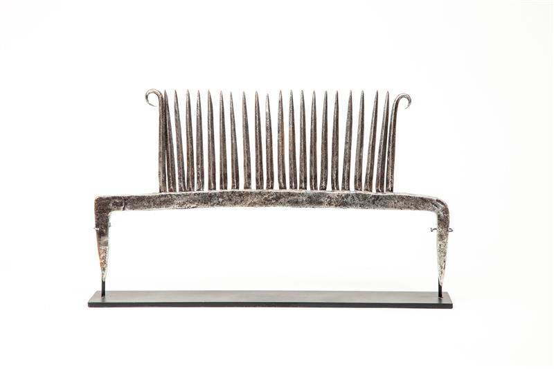 Appraisal: Curled-Tip Carding Comb French th Century Forged-iron on stand x