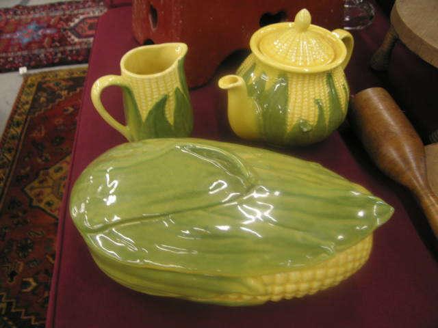 Appraisal: Pcs Shawnee Corn Pottery teapot covered server creamer