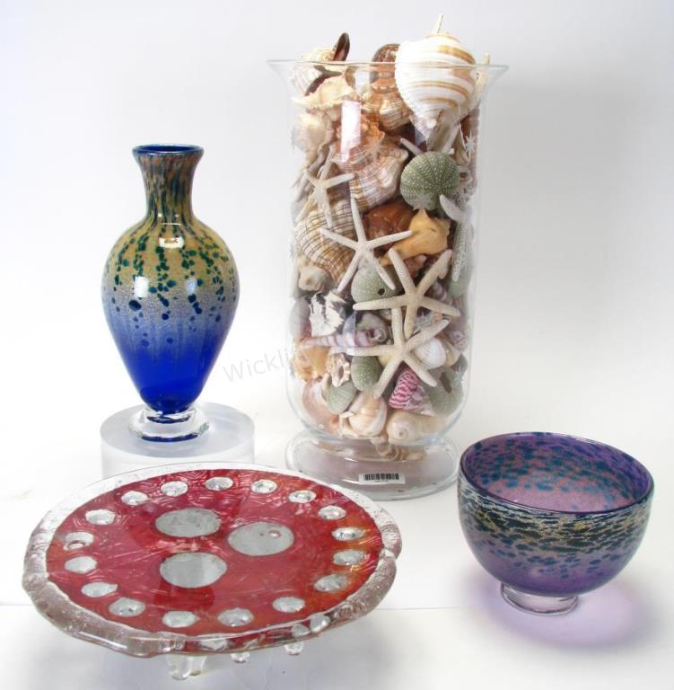 Appraisal: Group of Art Glass Sculpture and Shell Vase four total