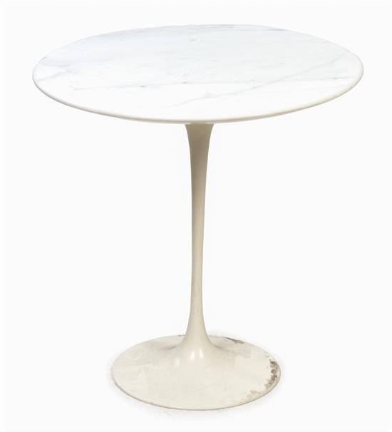 Appraisal: Sale Lot A Tulip Table after Saarinen second half of