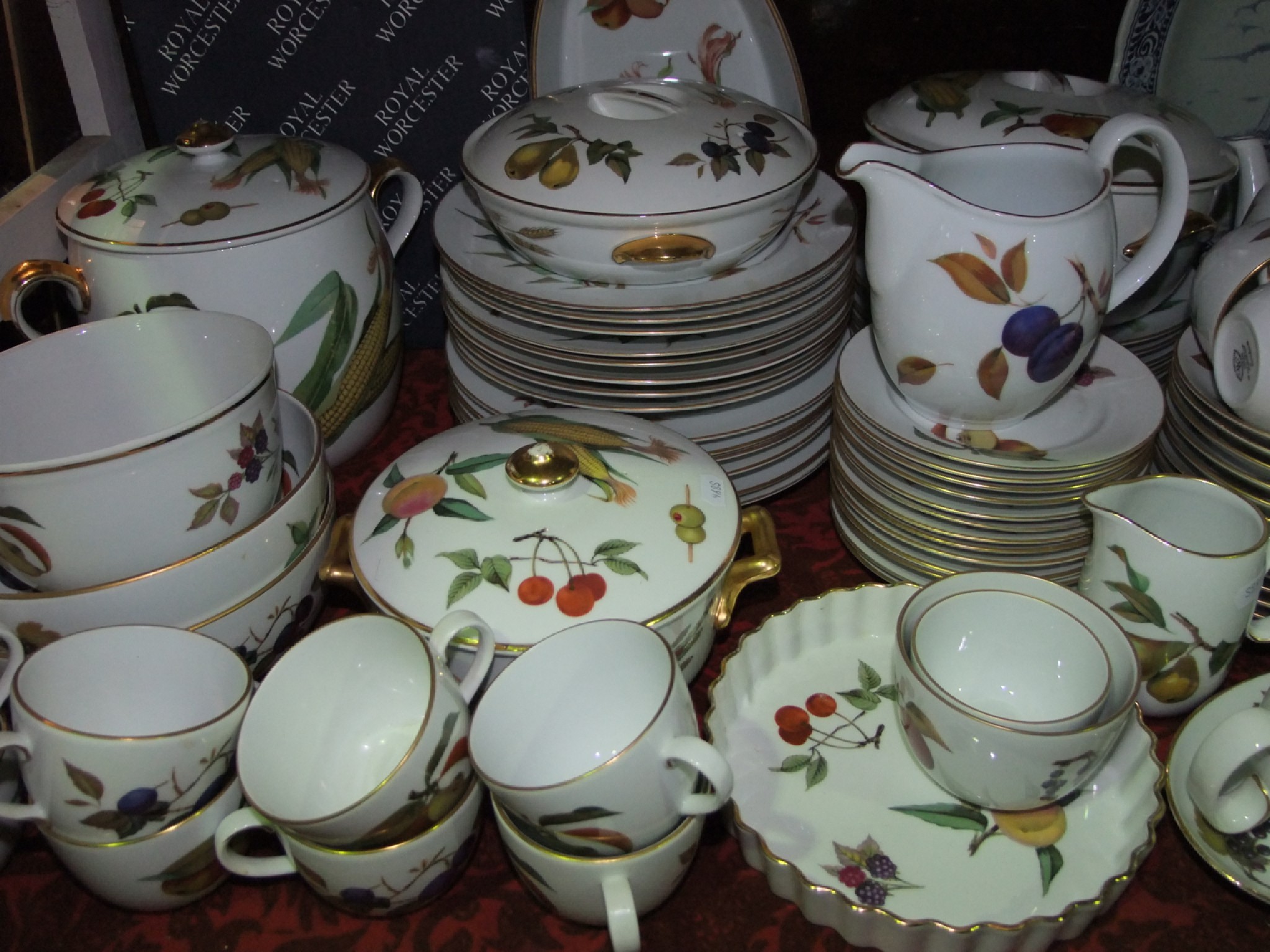 Appraisal: A extensive collection of Royal Worcester Evesham pattern oven to