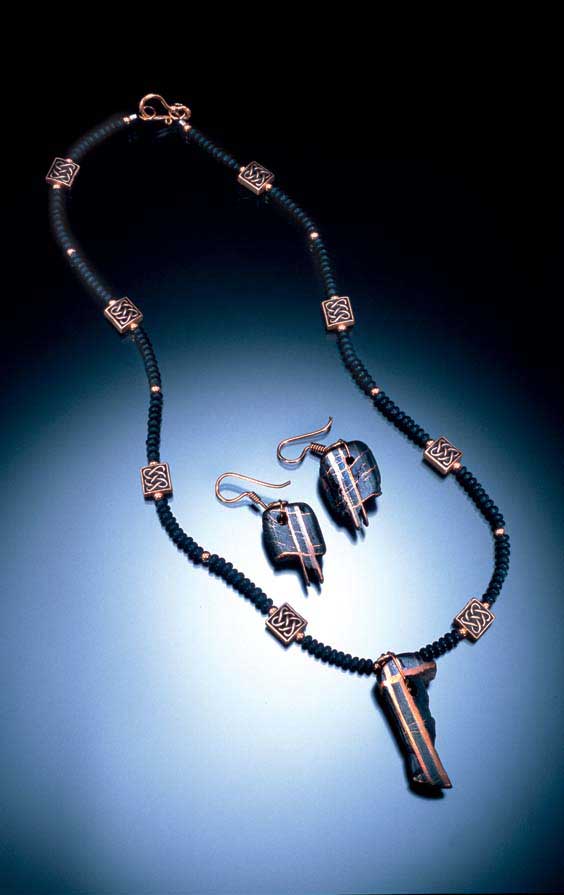 Appraisal: ONE-OF-A-KIND COPPER BLACK ONYX NECKLACE SET White Pine Mine Keweenaw