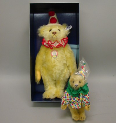 Appraisal: Pair of Teddy Clown Bears Gold mohair with colorful shirt