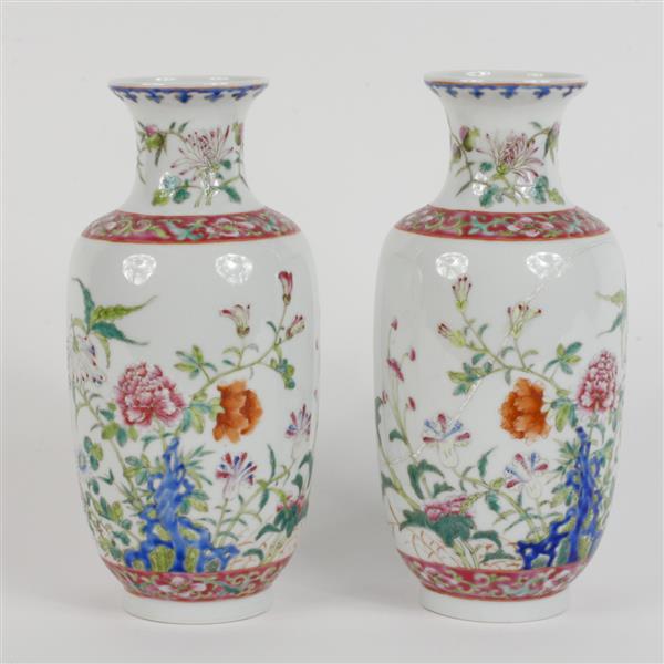 Appraisal: Pair of Chinese export famille rose enameled porcelain vases th