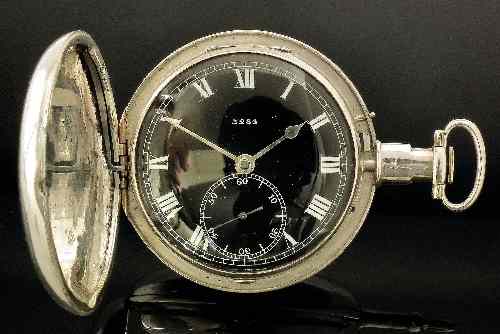 Appraisal: A George III silver full hunting cased cylinder pocket watch