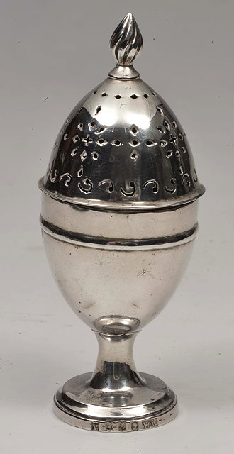 Appraisal: A GEORGIAN IRISH SILVER PEPPERETTE of ovoid form with fitted