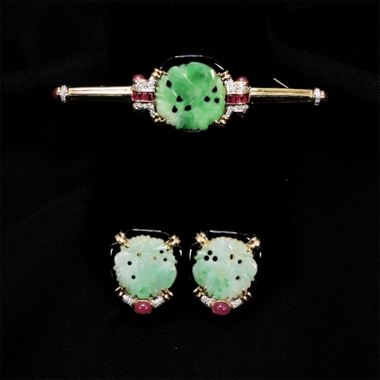 Appraisal: PC K GOLD DIAMOND JADEITE BROOCH EARRINGS Includes a pair