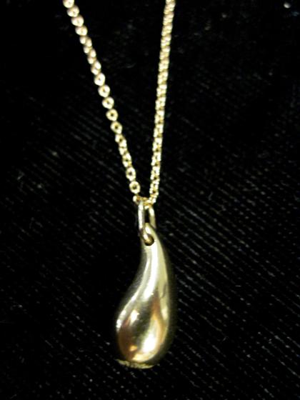 Appraisal: karat yellow gold drop pendant Tiffany Co elsa peretti